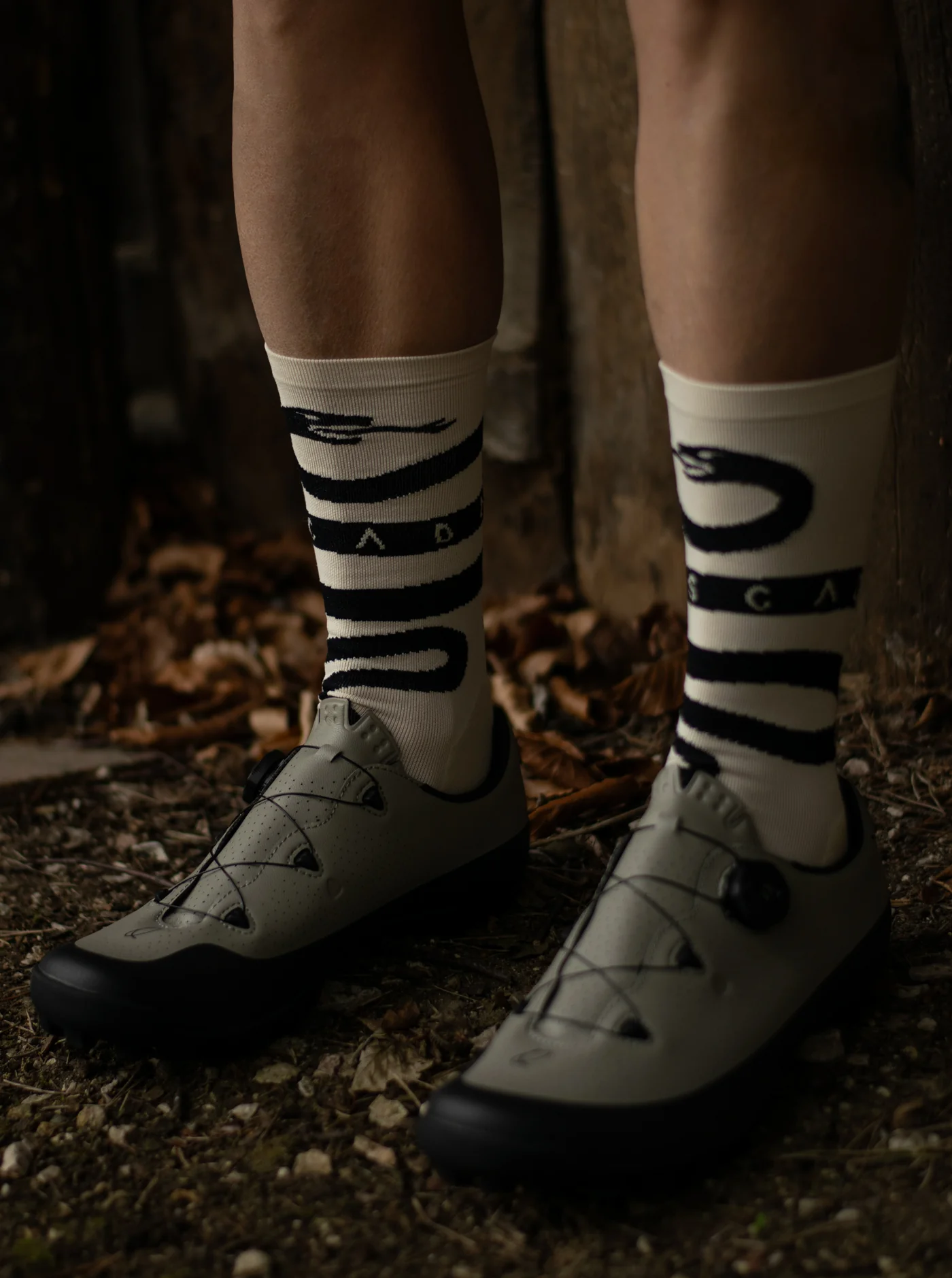 Cross Socks - Snake Cream/Black - Image 4