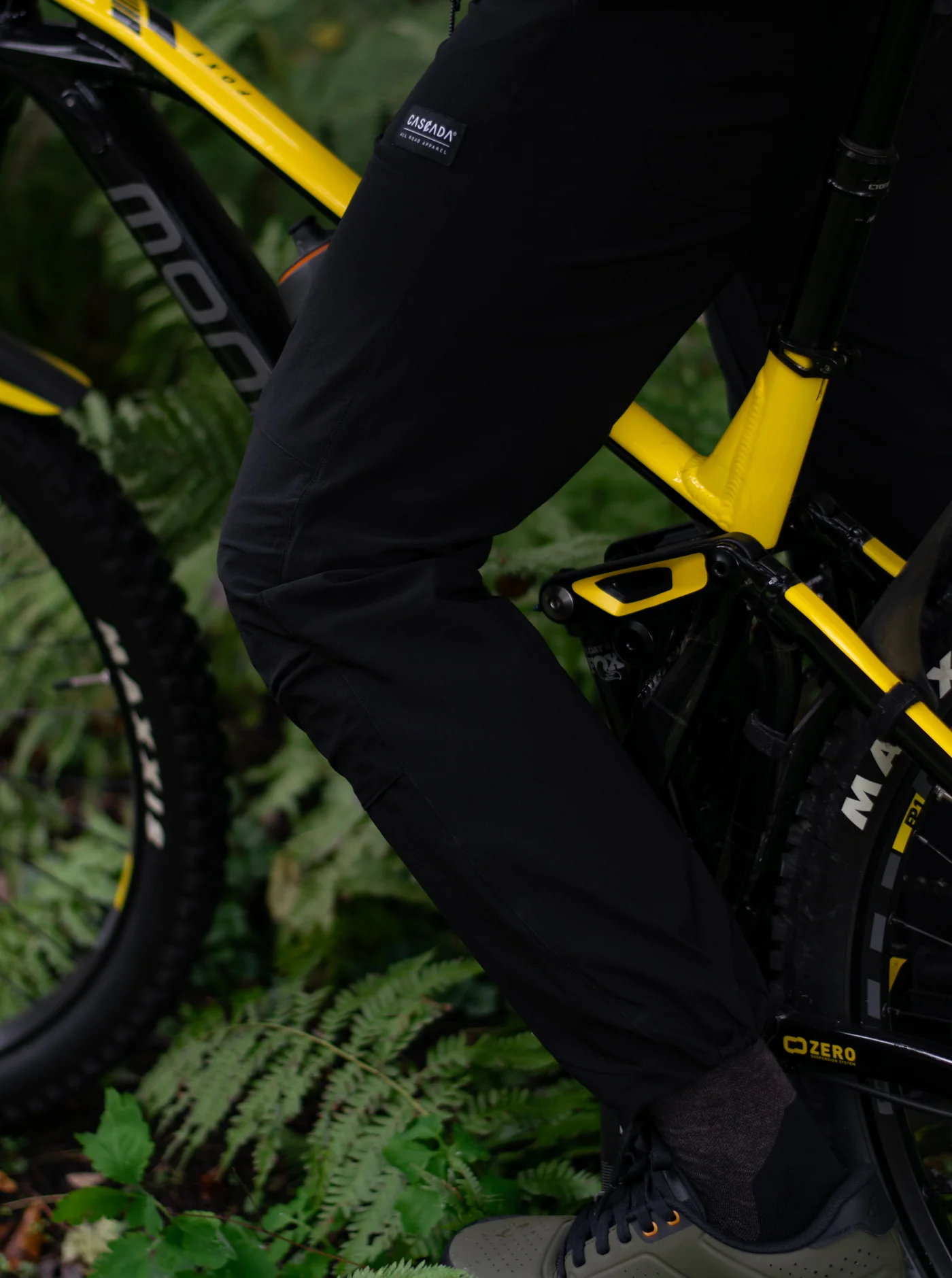 Lakewood Adventure Pants - Black - Image 13