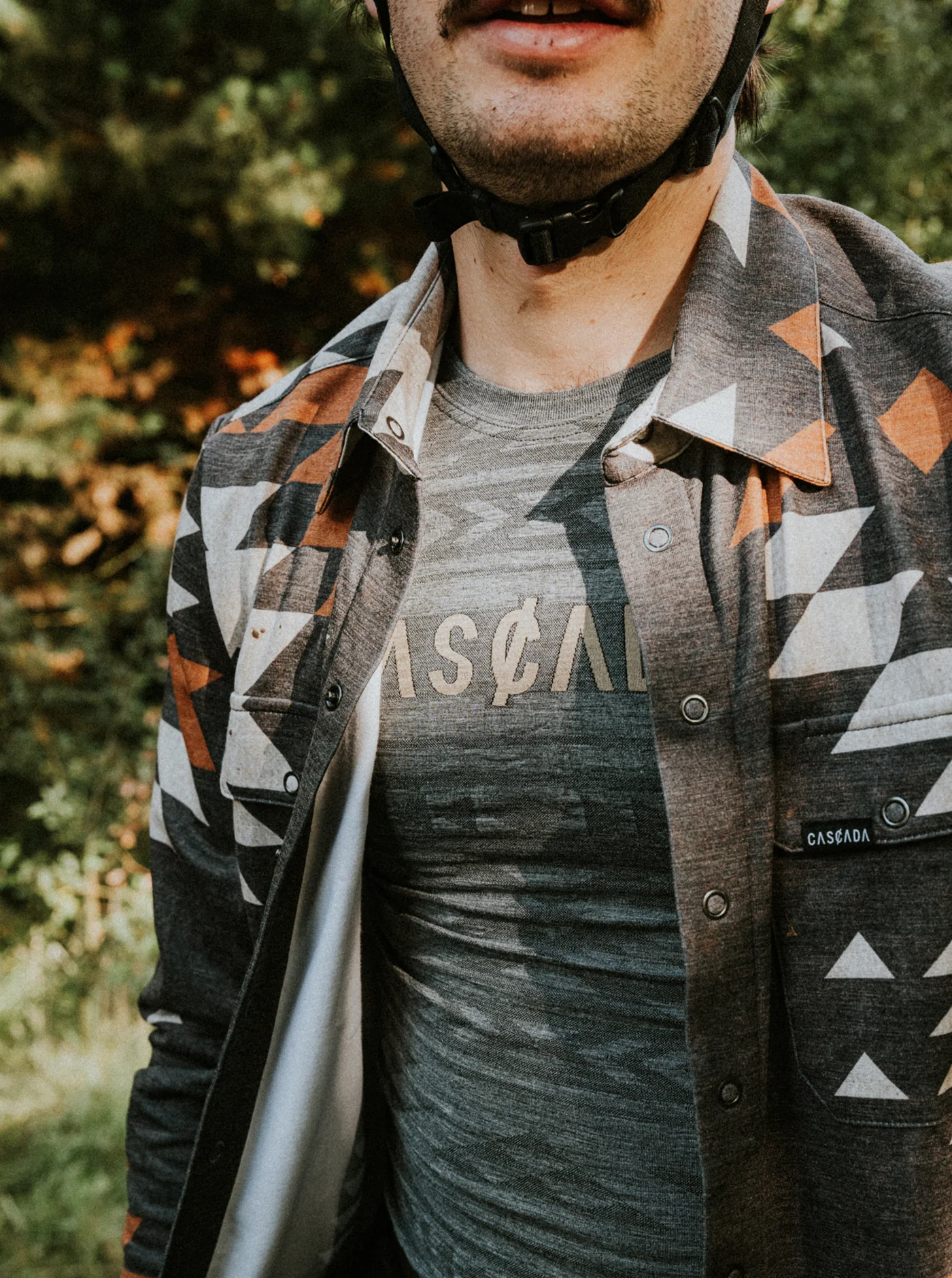 Merino Base Layer Short Sleeve Unisex - Earth Black - Image 6