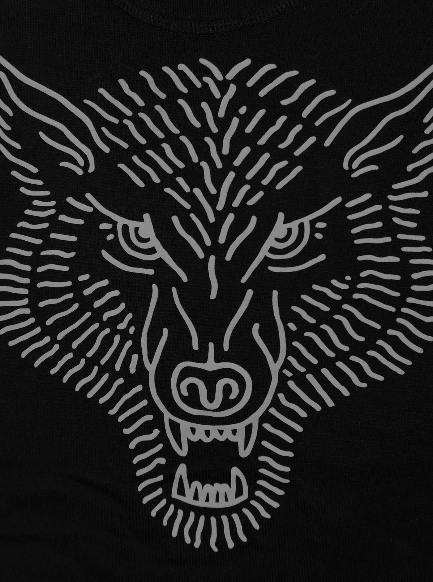 Unisex Classic Crew - Wolfhead - Image 3